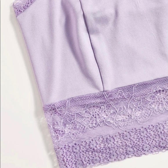 New crisscross lace trim adjustable strap Cami top - Picture 4 of 6